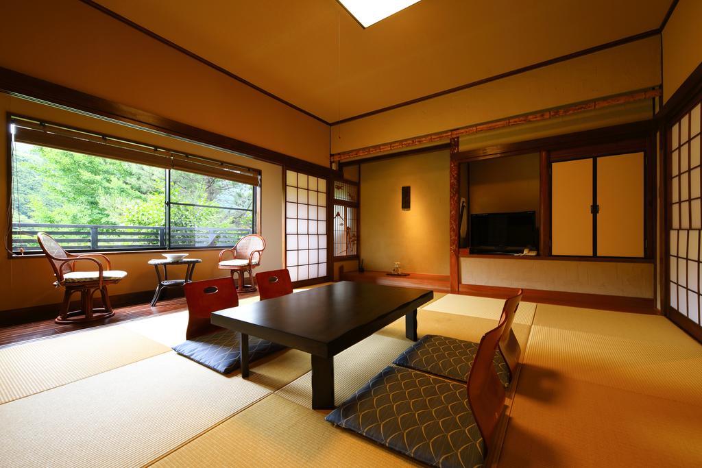 旅館　いづもや 由布市 エクステリア 写真